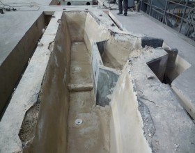 中間包涂料